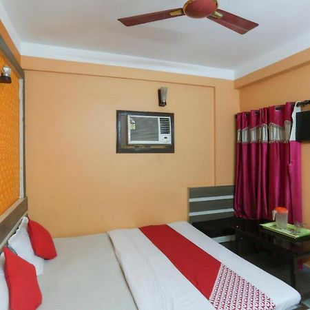 Oyo 60609 Hotel Tanushree Rampurhat Екстер'єр фото