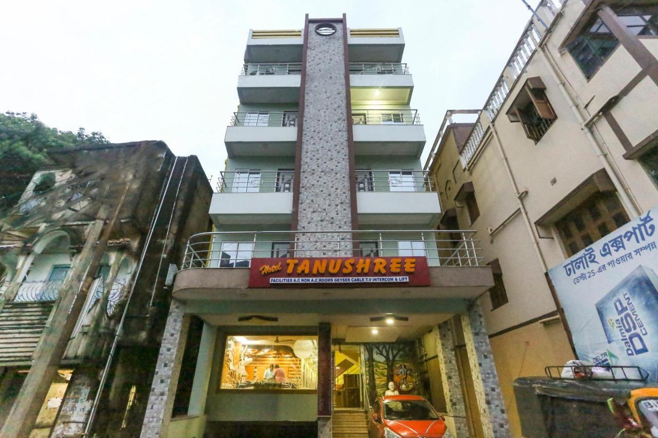 Oyo 60609 Hotel Tanushree Rampurhat Екстер'єр фото